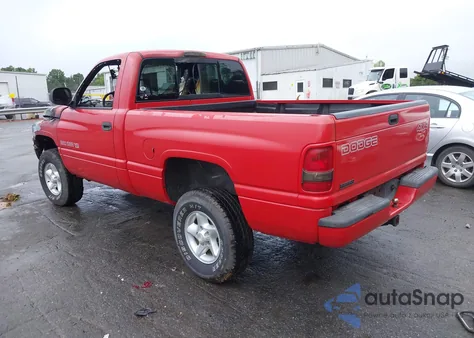 2000 Dodge Ram 1500 St from USA, damaged, VIN 1B7HF16Z5YS566510